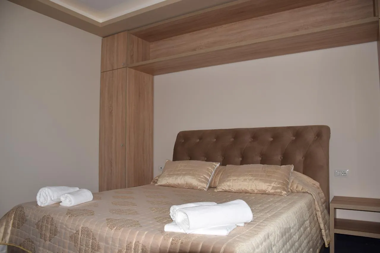 Hotel Pogradeci 2 Tushemisht 4*,
